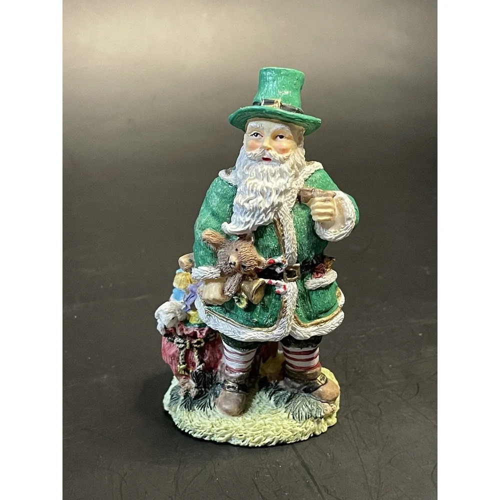 Irish International Santa Claus Figurine Ireland 1995 Vintage